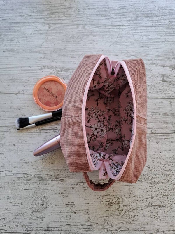 Trousse artisanale unique – La créative Velours