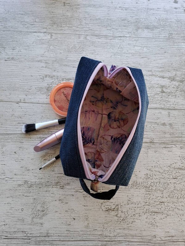 Trousse artisanale unique – La créative Jeans