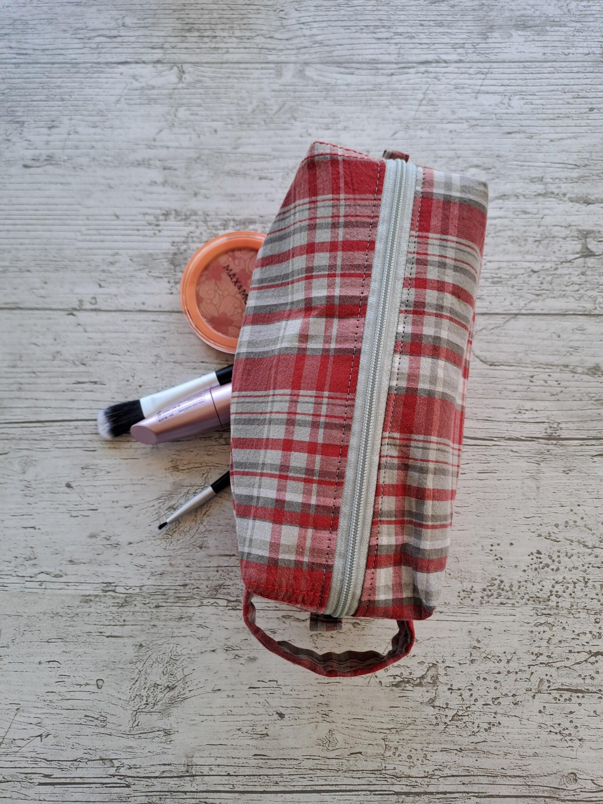 Trousse artisanale unique – La créative chemise
