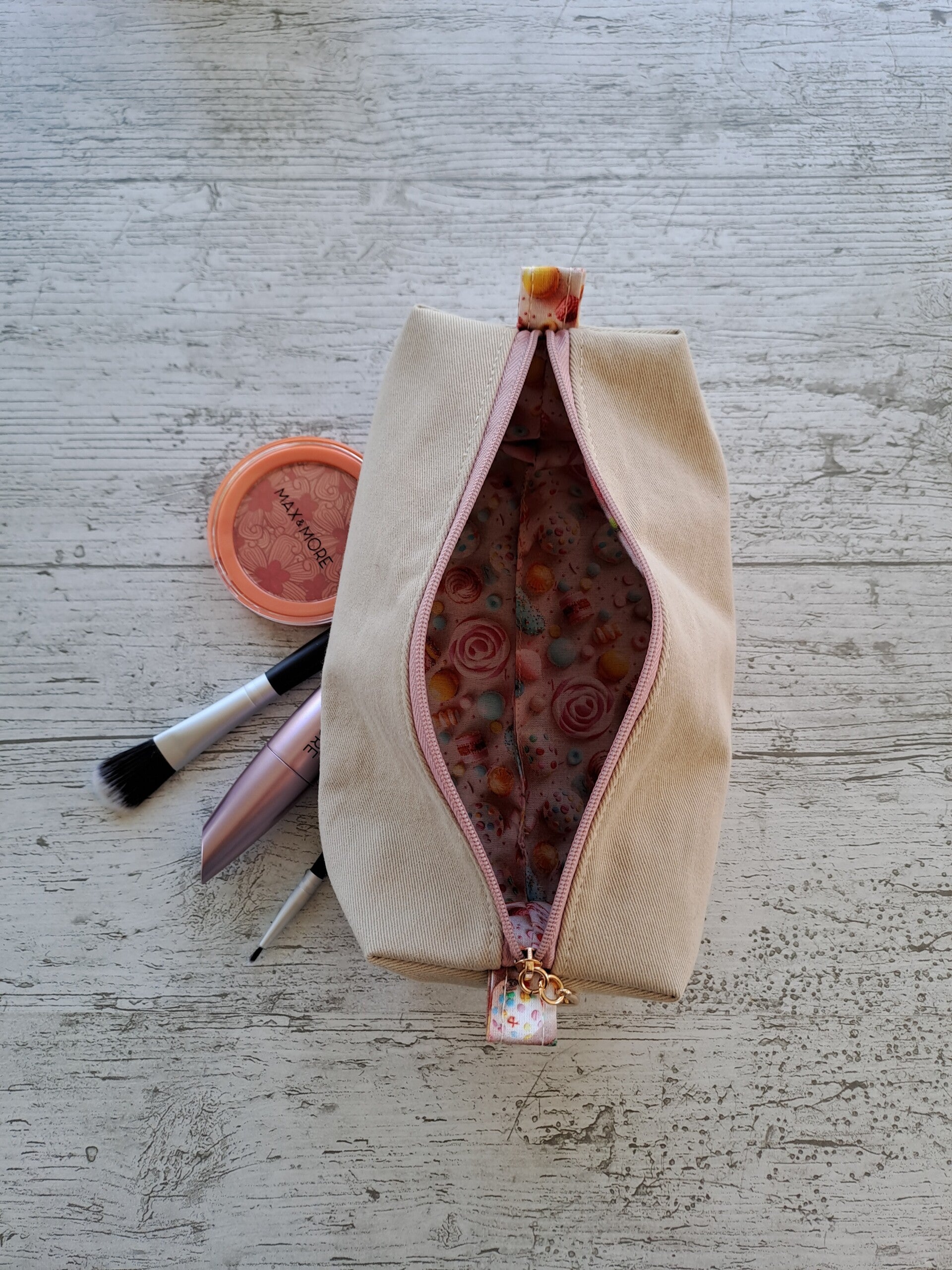 La Scolaire Jeans – Trousse artisanale unique