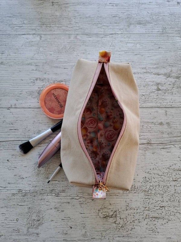 La Scolaire Jeans – Trousse artisanale unique
