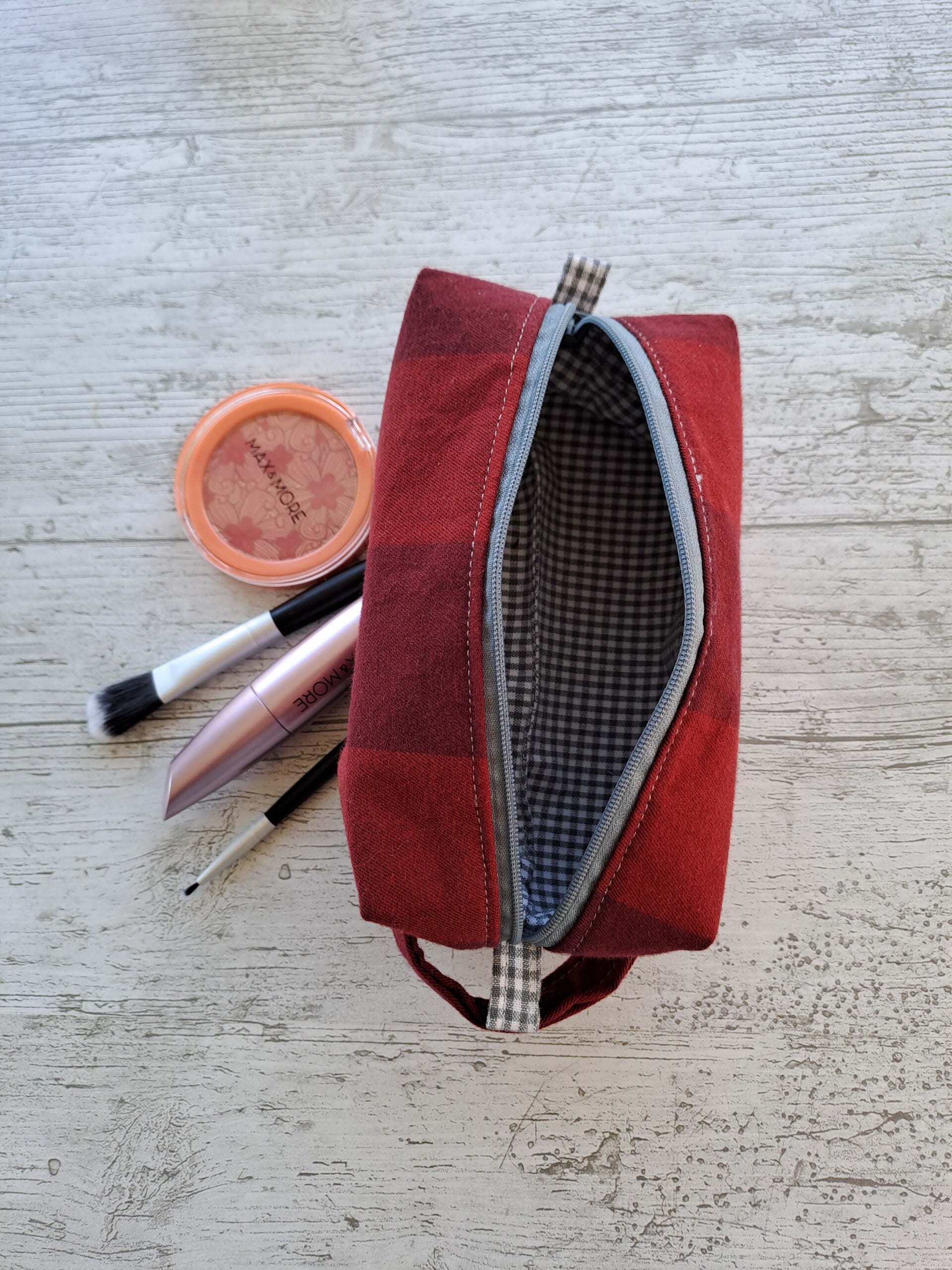 Trousse artisanale unique – L'essentielle Chemise