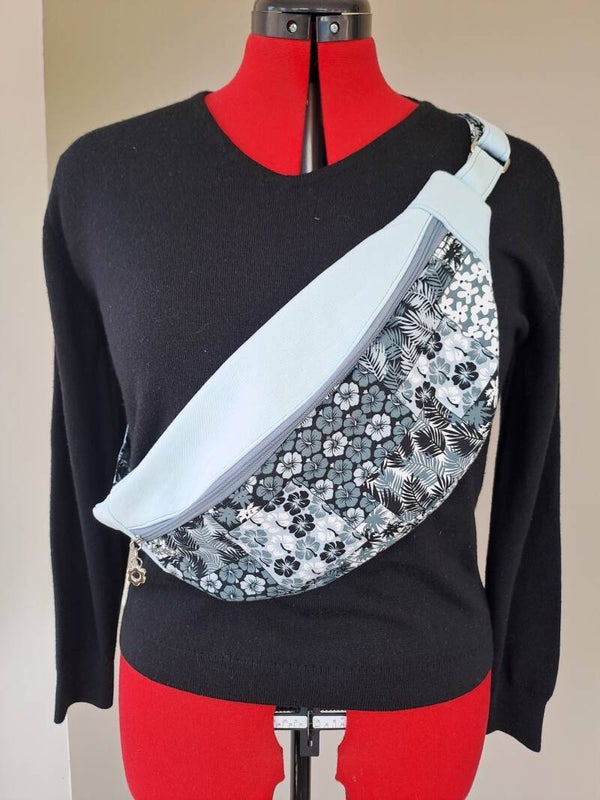 Sac banane artisanal en tissu recyclé – Pièce unique, pratique et écoresponsable