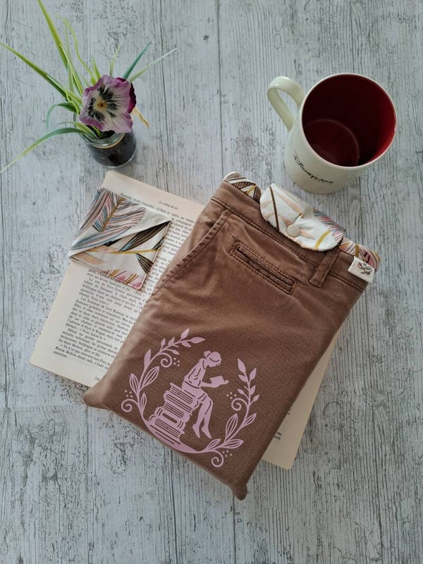 Pochette protège-livre en coton recyclé avec marque-page assorti – Format broché et poche épais