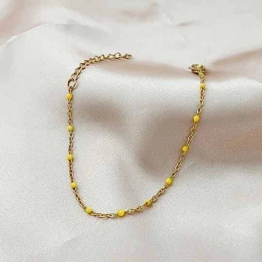 Bolletjes armband geel
