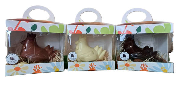 Poule avec oeufs fourrés