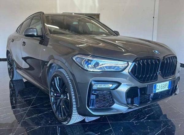 BMW X6 M50i – 390 kW