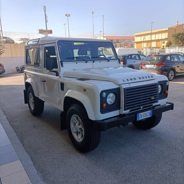 Land Rover Defender 90 2.4 TD SE SW