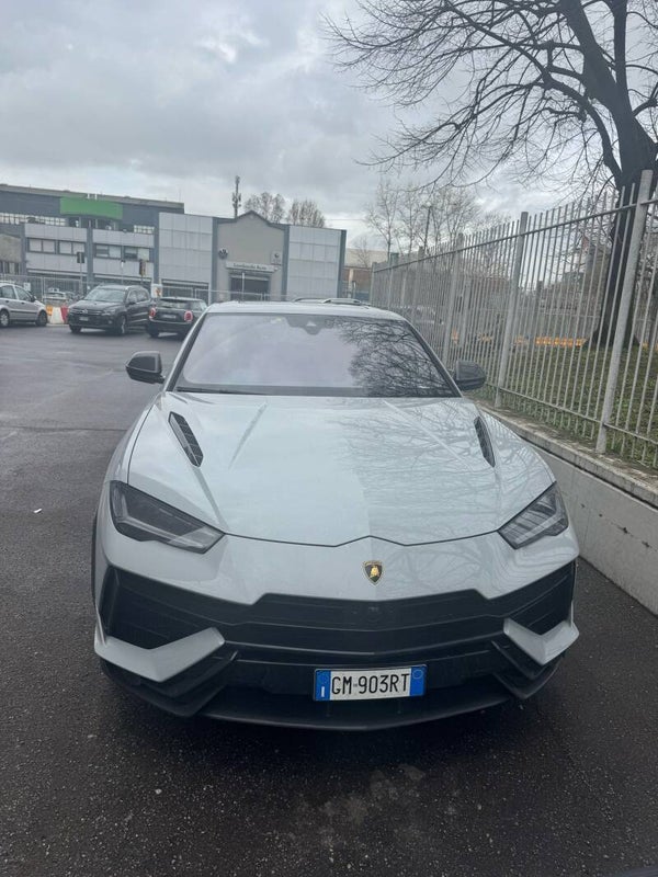 LAMBORGHINI URUS 4.0 – Performante