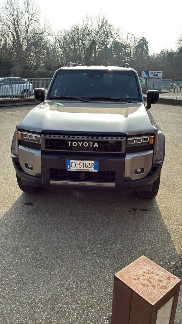 oyota Land Cruiser 250 2.8 D-4D Lounge AWD