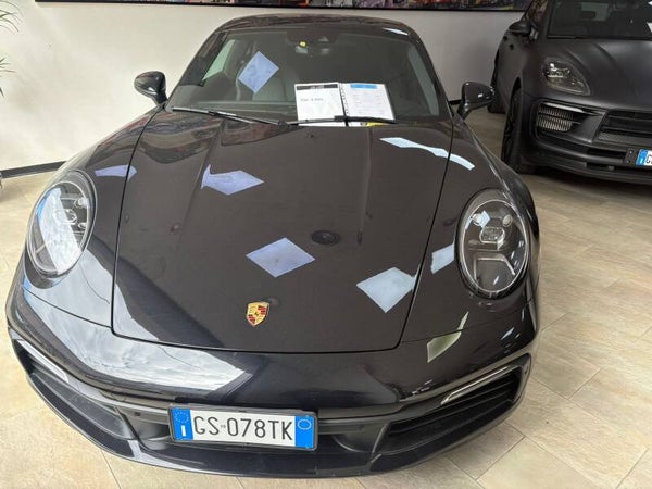 Porsche 911 Carrera