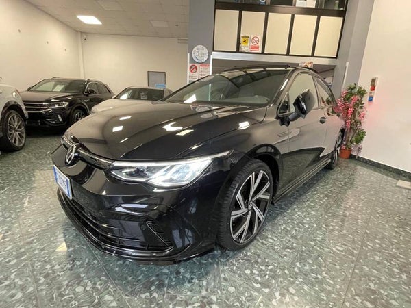 VOLKSWAGEN Golf 8 2.0 TDI 150 CV DSG  R-Line