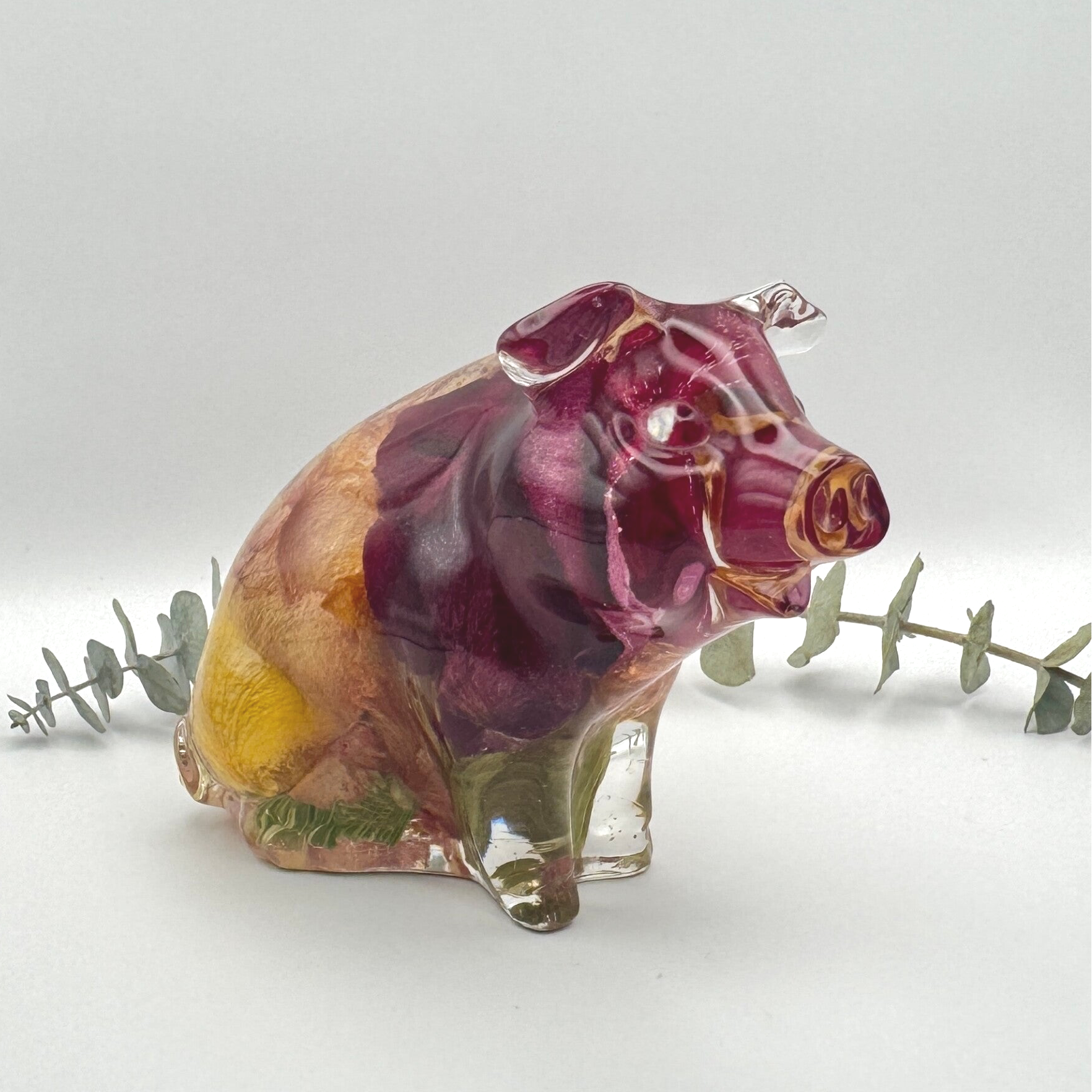 Flower Pig Memorial Keepsake: Wedding or Funeral Floral Preservation