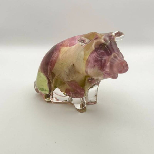 Flower Pig Memorial Keepsake: Wedding or Funeral Floral Preservation