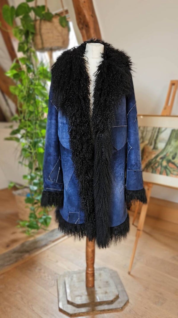 Vintage suéde mongolian sheepskin reversible coat - size XL