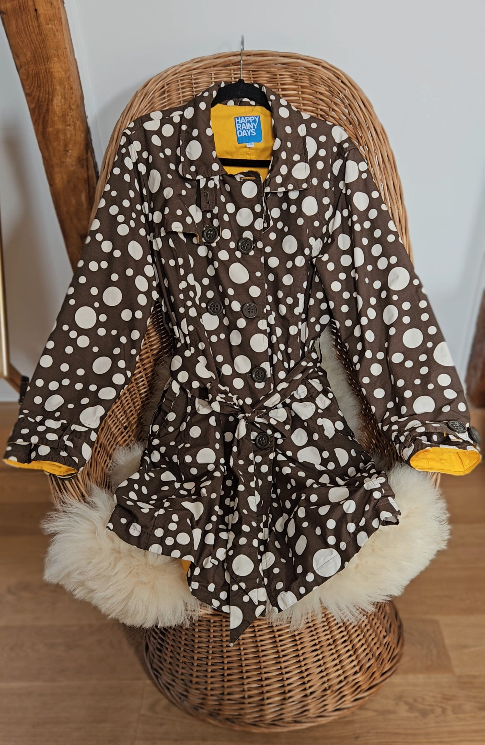 Rain/Trenchcoat from Happy Rainy Days - size XXL