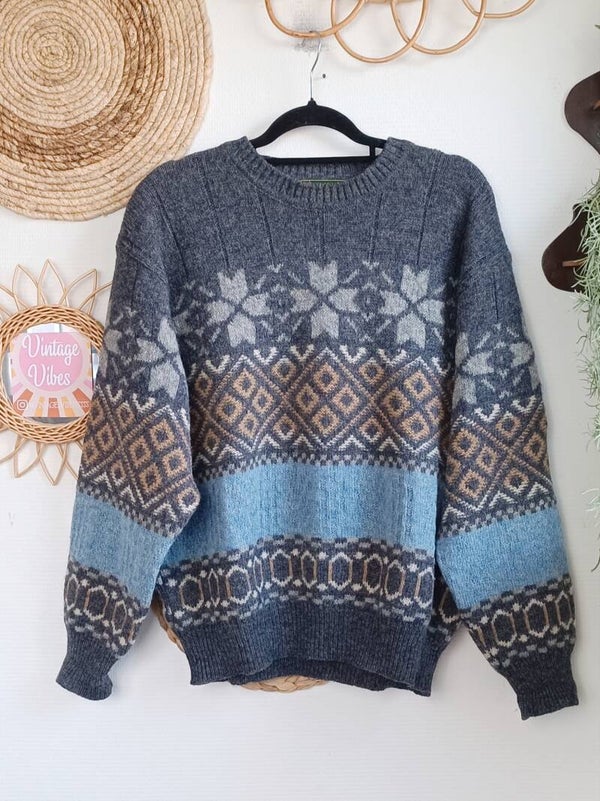 Vintage woolen sweater - size XL