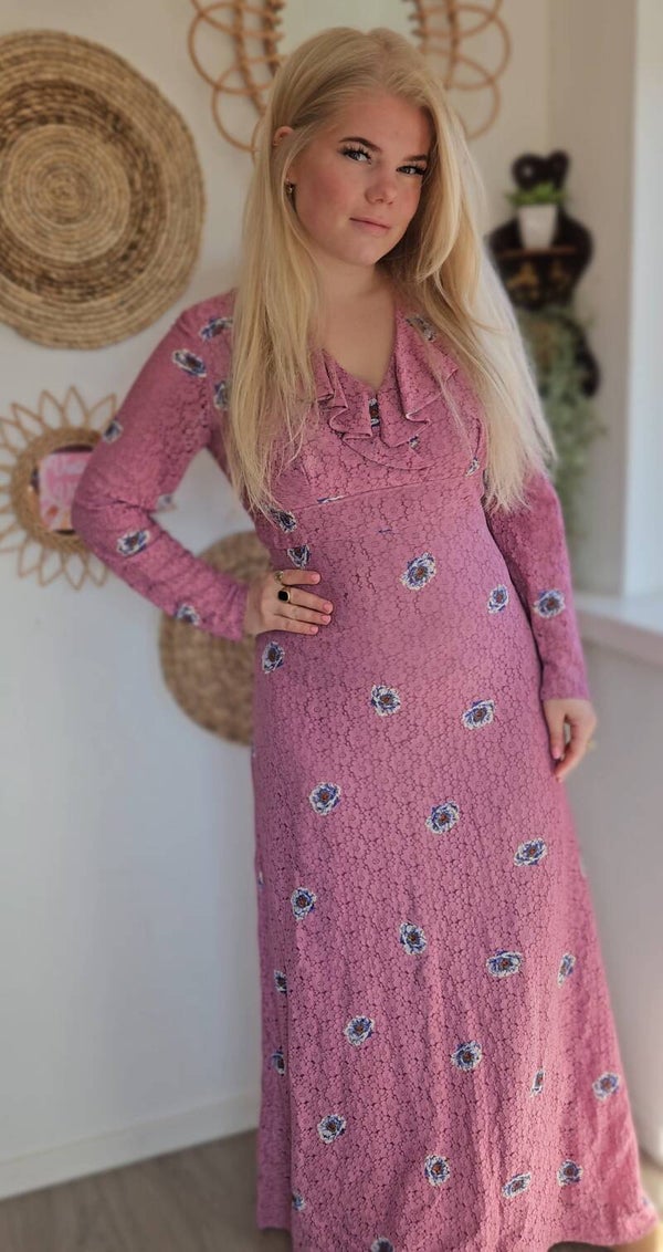 Vintage Vera Mont maxi lace dress - size M