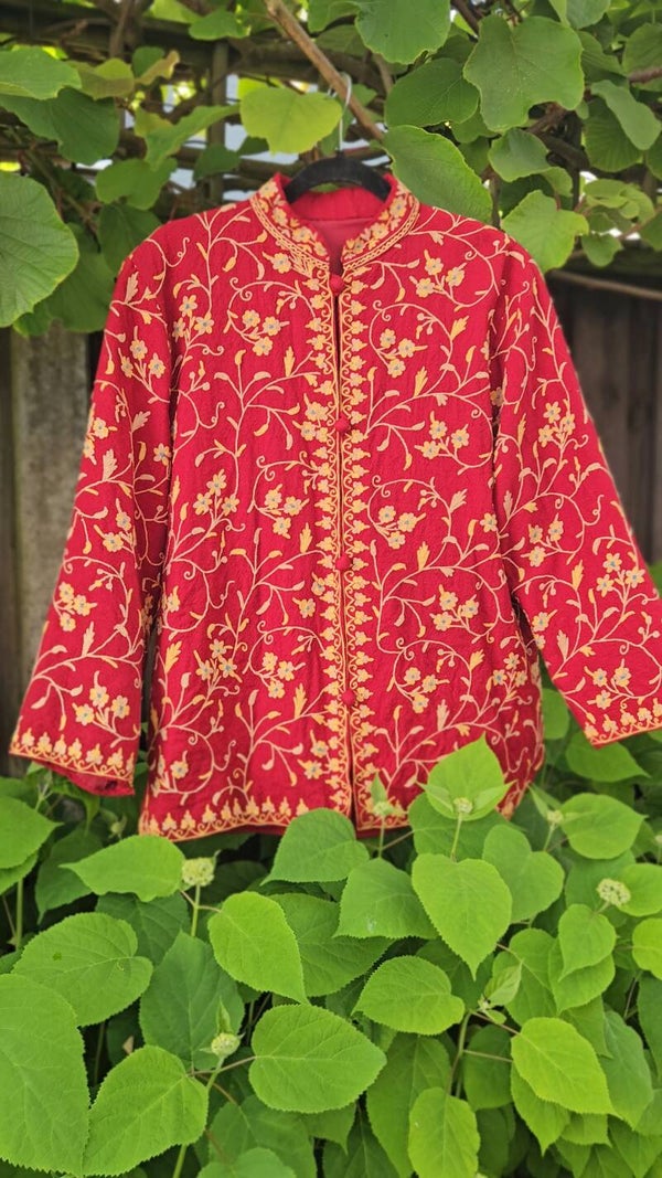 Vintage Indian embroidery jacket - size M/L