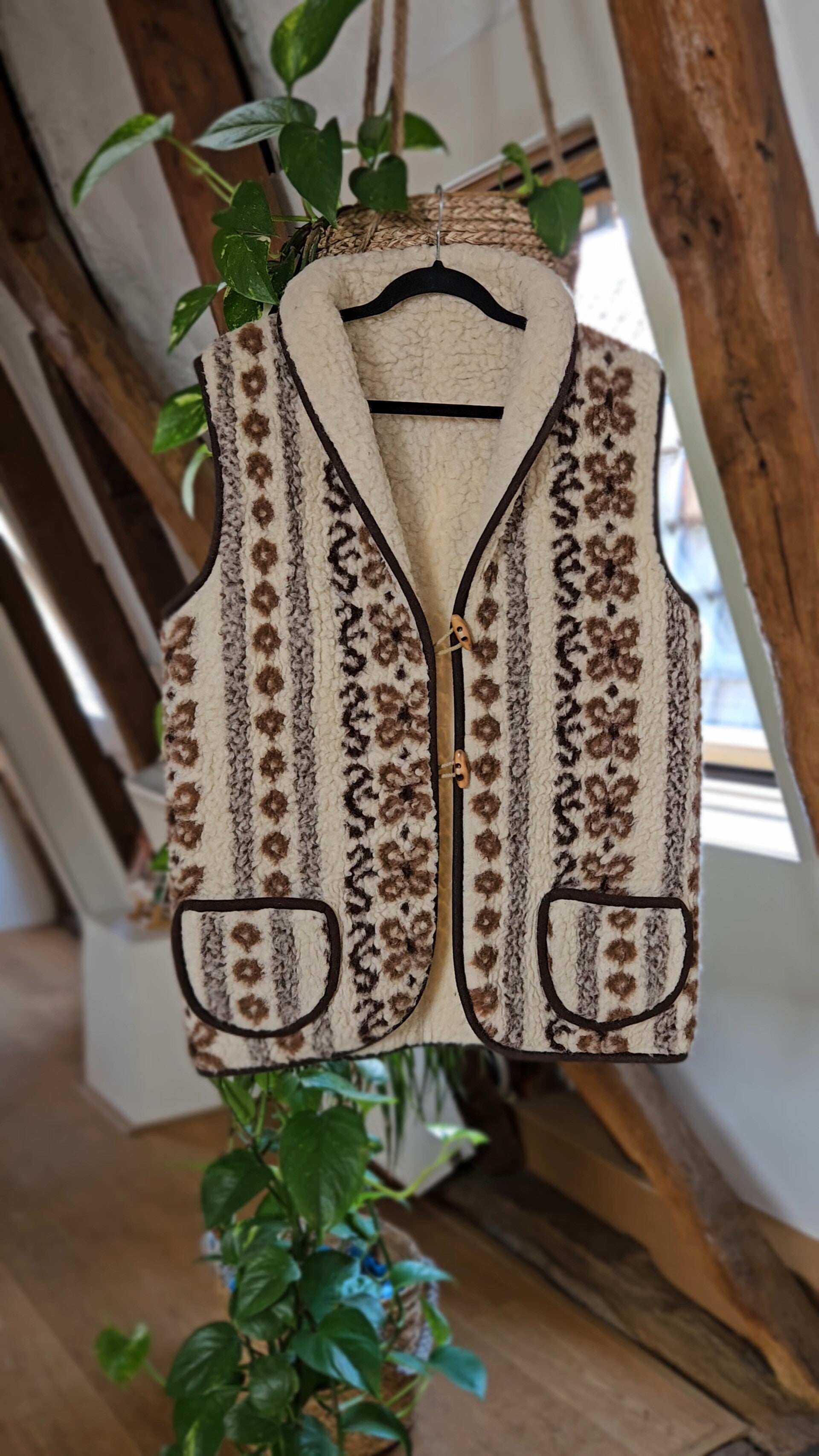Vintage woolen waistcoat - size XL