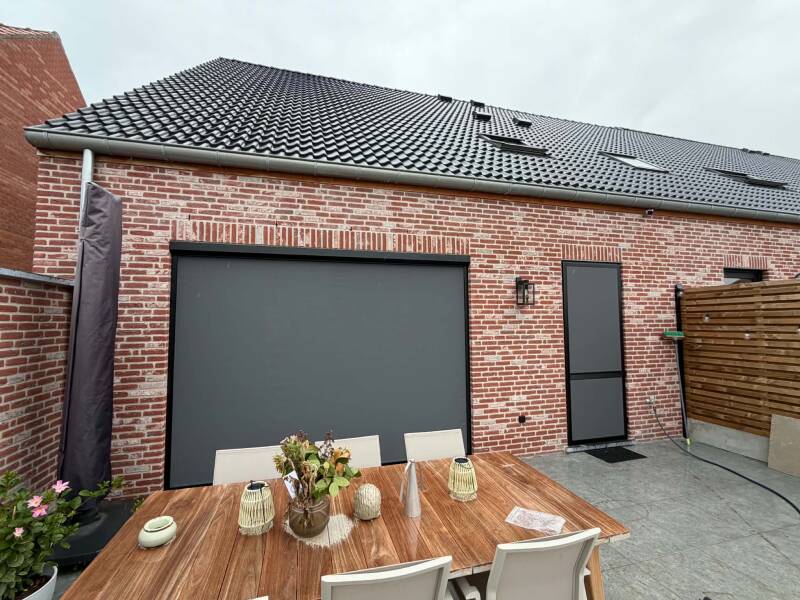 Installatie elektrische screen in Beselare | Firma Neyrinck uit Wervik 