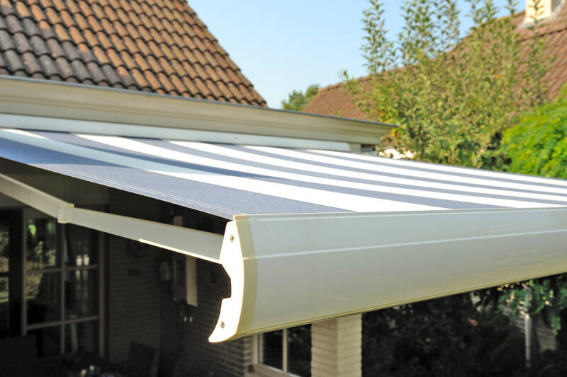 Terrasschermen in Vlaanderen | Firma Neyrinck uit Wervik
