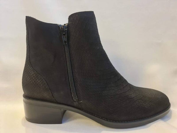 9739 915 9325 Wijdte H