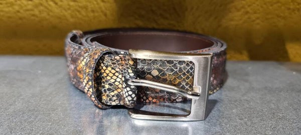 riem reptile brown