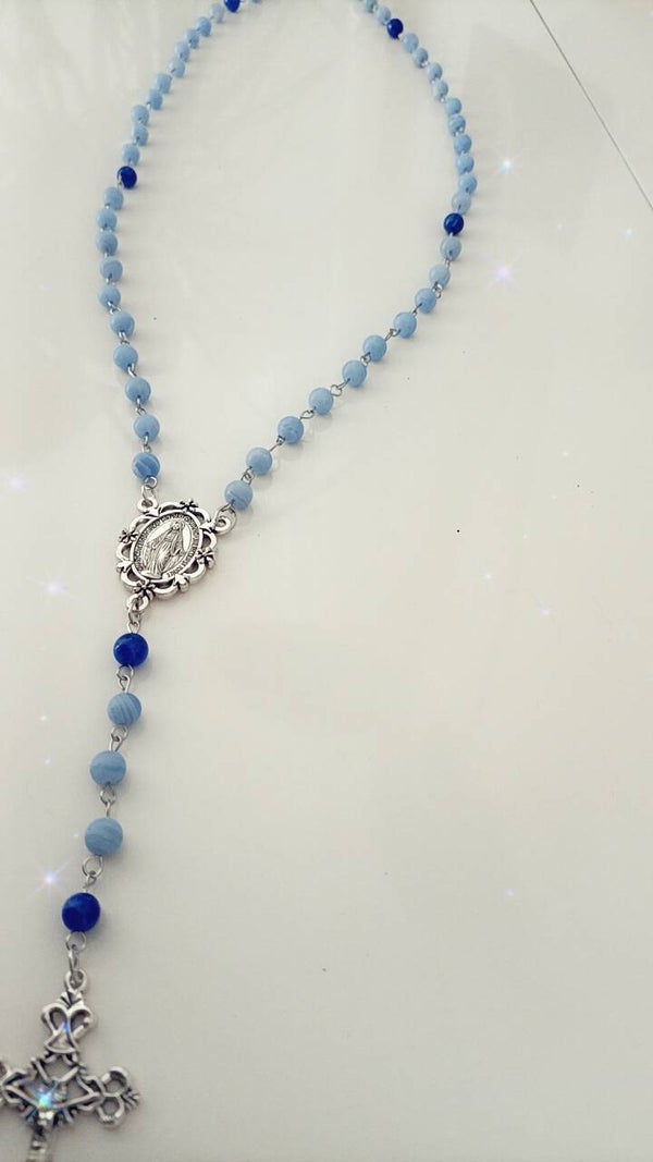Chapelet en Agate bleue "dentelle"