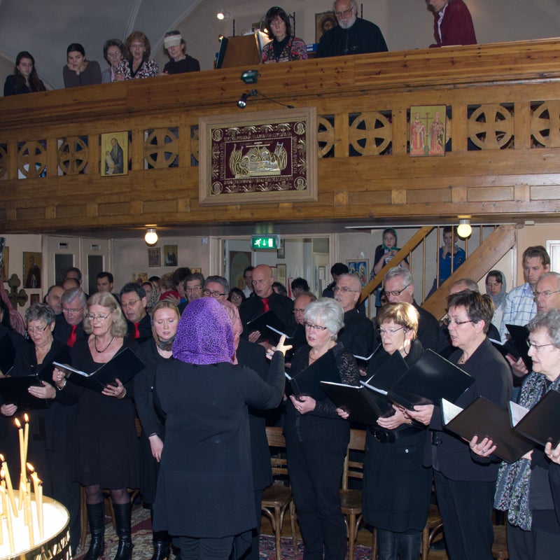 4-11-2012 Opluisteren Orthodoxe dienst kerk H.Nektarios Eindhoven