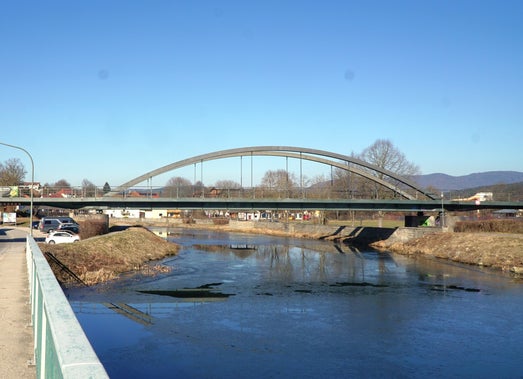 Bauwerksprüfung einer Stahlbogenbrücke über den Weißen Regen bei Bad Kötzting