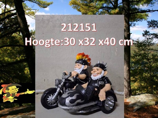 kabouter hannekam met moto en  zijspan 30 x 40 cm