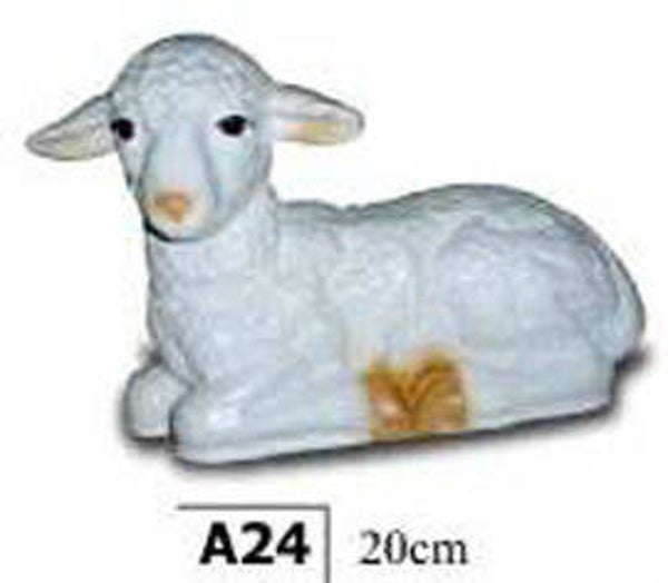 A24 Ligende schaapje polyester résine  20 CM