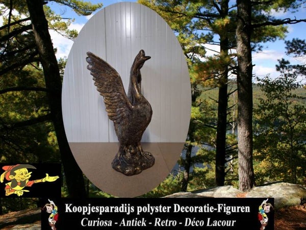 gans openvleugels antiek goud  laminaat 82 x 54 x 40cm