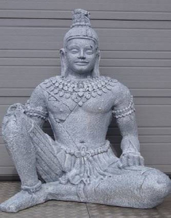 A1633 Curiosa B73 Boeddha Angkor zit steen antiek polyester résine 130 cm