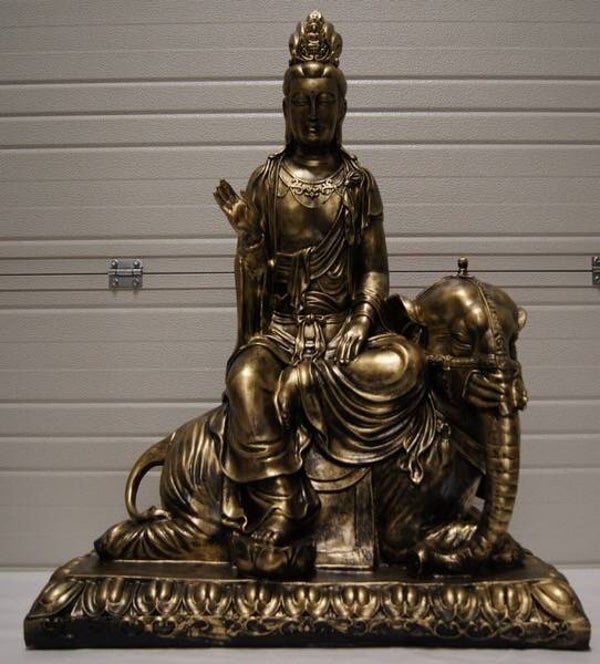 DB123 Curiosa boeddha vrouw Kuan yin  zit  olifant polyester résine 93 cm