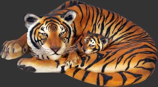 J29 Jungle tijger geel met baby polyester résine 150 cm