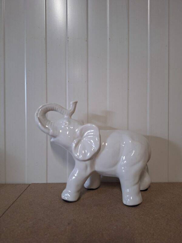 OLIFANT WIT SLURF OMHOOG 30 CM VERP 12