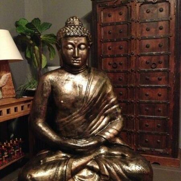 9220 curiosa  Boeddha in gebed XXL polyester résine 150 CM