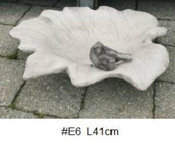 G50 Beton schaal met vogeltje L41 cm