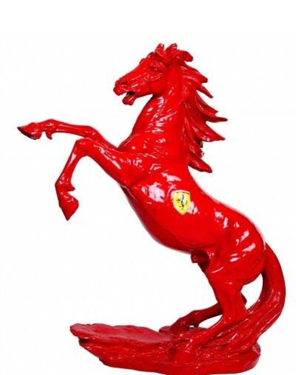 A1798 DHD Paard rood stijgend met Ferrari logo 95 cm