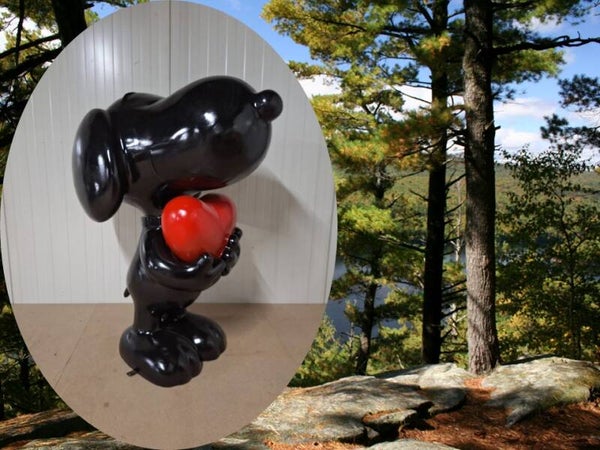 Cartoon Snoopy hond laminaat met hart in handen zwart 120x65x90 cm