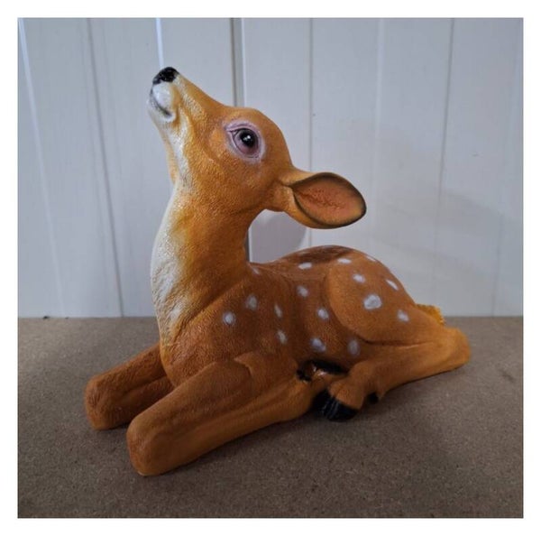 Ligend hertje kop omhoog 35 cm