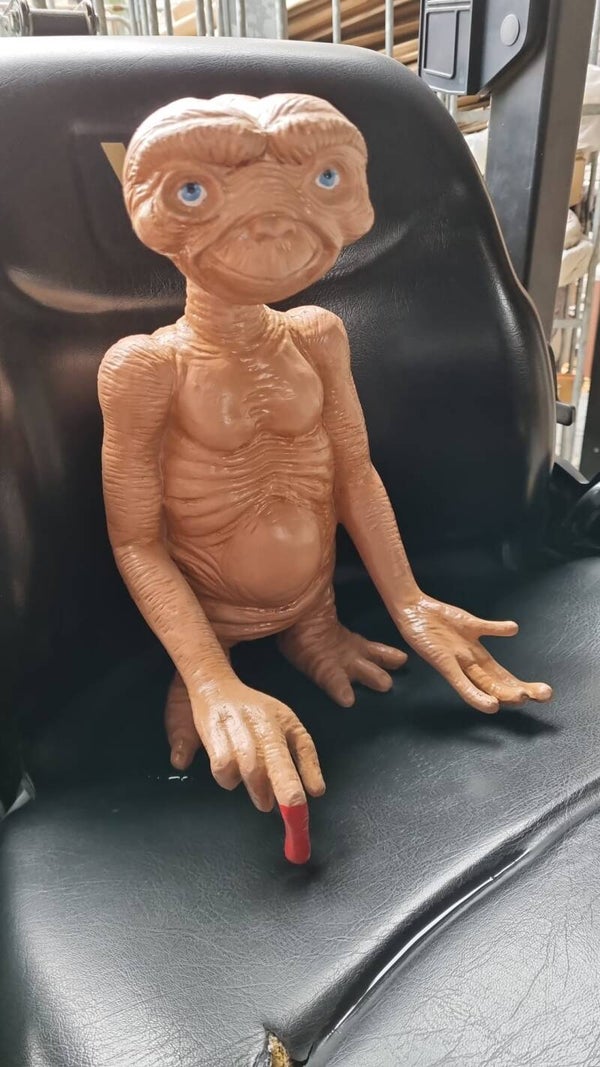 DET40 Ruimte wezen polyester 40 cm