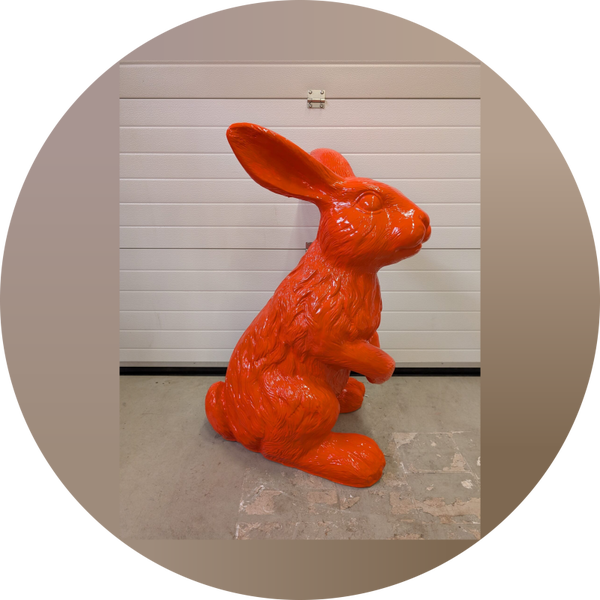 Konijn zit orange polyester résine 115 cm