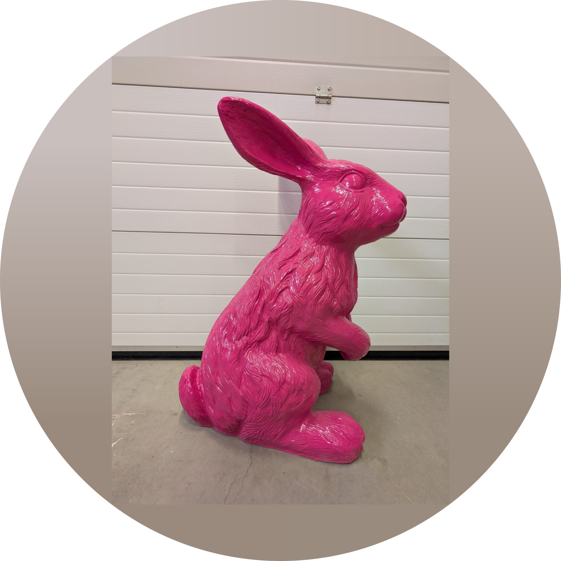 Konijn zit roos polyester résine 115 cm