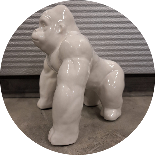 Aap stoere gorilla ass kleur op 4 poot 25 cm verp 1/6