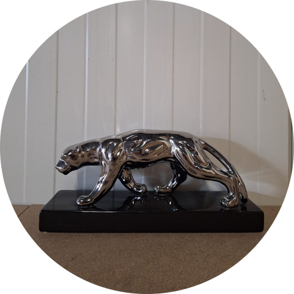 Panther goud of zilver chroom op zwarte sokel 14 x 10 x 32 cm verp 1/12
