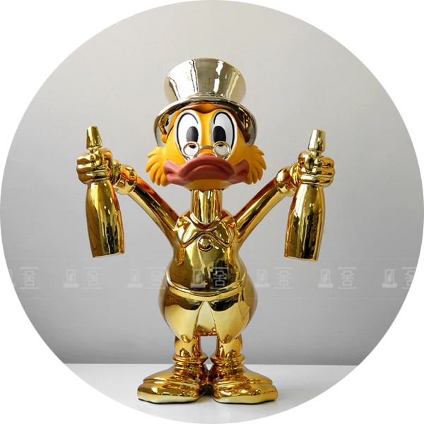 Donald met 2 flessen  50 cm