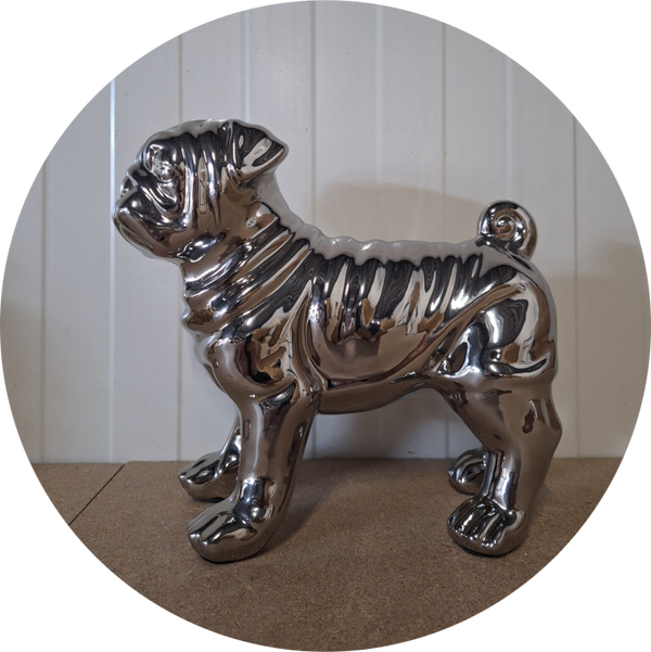 Mops hond ass kleur : 27 x 12 x24 cm VERP 4